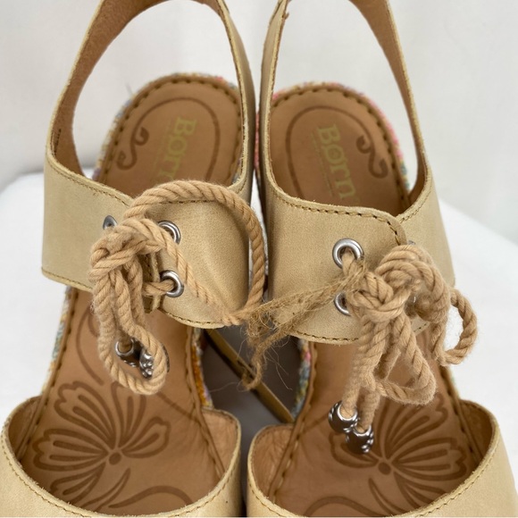Born tan floral wedges - Picture 7 of 9